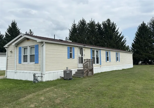 Photo 3 of Single family home for sale at 600 14th Street, Three Rivers, MI 49093 | MLS# 70550702 | Listing updated on 2026-08-06