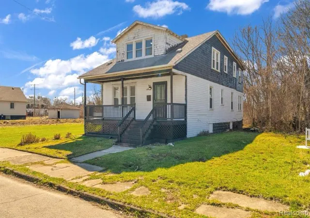 3rd image of 5573 Montclair St, Detroit, MI 48213 | MLS# 60994769