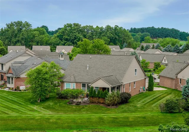 Homes for sale in Clarkston, MI | 4011 Ardsley Ct, Clarkston, MI 48348 | MLS# 61005859