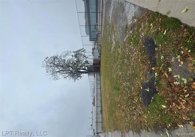 3rd image of 3944 Livernois Ave, Detroit, MI 48210 | MLS# 60952339