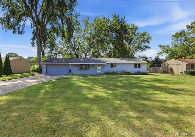 1st image of 4845 Pelton Rd, Clarkston, MI 48346 | MLS# 61022467