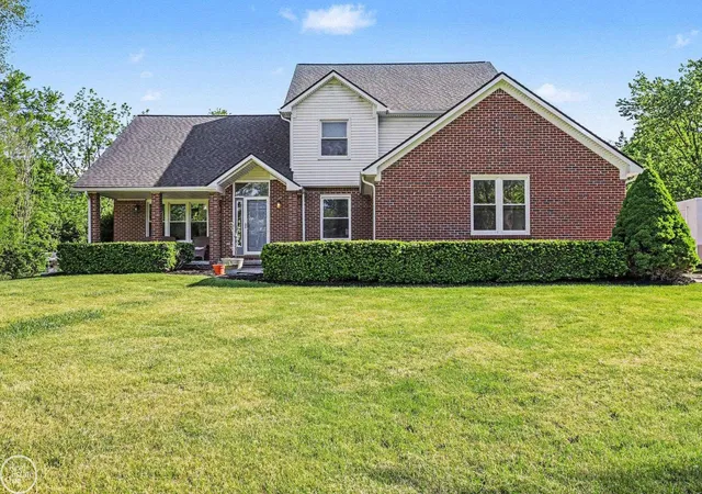 Photo 2 of Single Family Residence at 14270 31 Mile Rd, Washington, MI 48095 | MLS# 50210041 | | Sold on 2026-08-06