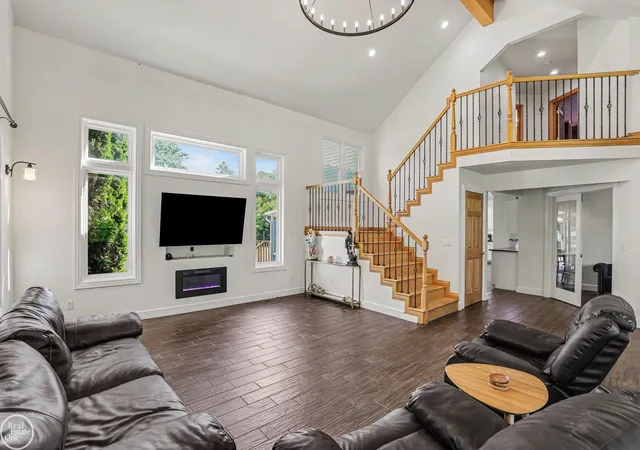 Photo 5 of Single Family Residence at 14270 31 Mile Rd, Washington, MI 48095 | MLS# 50210041 | | Sold on 2026-08-06