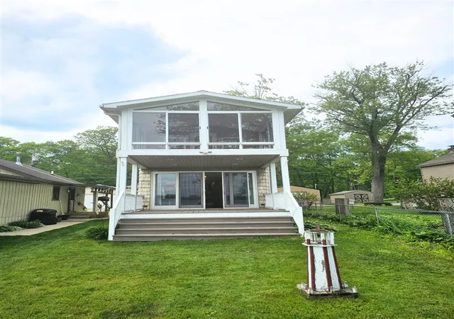 Homes for sale in Vicksburg, MI | 11287 Ullrey Dr, Vicksburg, MI 49097 | MLS# 70533319