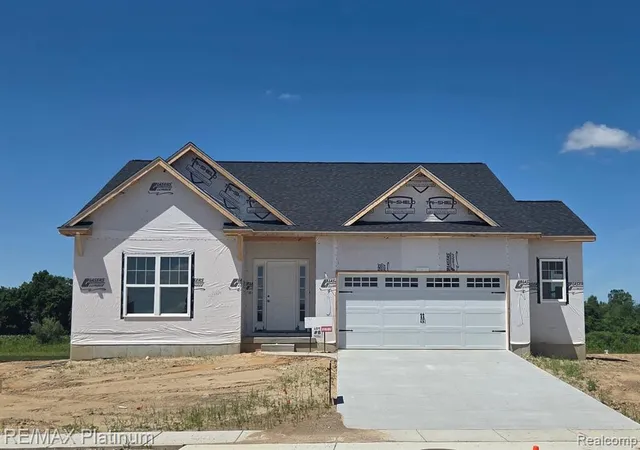 Homes for sale in Linden, MI | 13132 Westwinds Dr, Linden, MI 48451 | MLS# 60962018