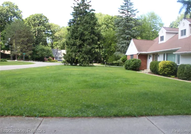 Photo 3 of Single family home for sale at 4440 Marquis Ln, Bloomfield Hills, MI 48301 3761 | MLS# 61007507 | Listing updated on 2026-09-04