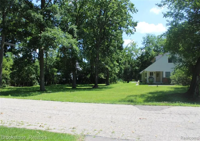 Photo 5 of Single family home for sale at 4440 Marquis Ln, Bloomfield Hills, MI 48301 3761 | MLS# 61007507 | Listing updated on 2026-09-04