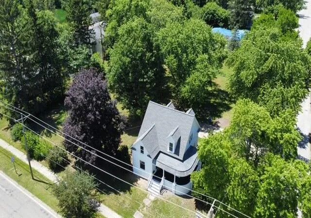 Homes for sale in Hartford, MI | 504 S Center St, Hartford, MI 49057 | MLS# 70541519