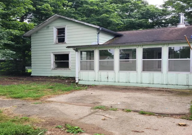 Homes for sale in Homer, MI | 305 E Adams St, Homer, MI 49245 | MLS# 70510486