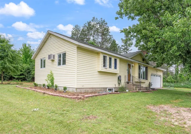 2nd image of 3522 S 37 Rd, Cadillac, MI 49601 | MLS# 70543394