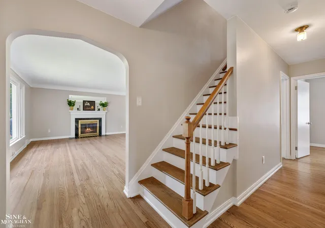 Homes for sale in Grosse Pointe Woods, MI | 581 Hampton Rd, Grosse Pointe Woods, MI 48236 | MLS# 50213467