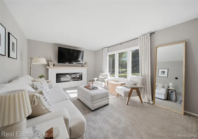 Photo 3 of Single family home for sale at 3346 Hope Lake Dr, Brighton, MI 48114 8645 | MLS# 61025588 | Listing updated on 2026-08-31