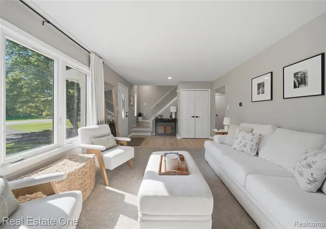 Photo 4 of Single family home for sale at 3346 Hope Lake Dr, Brighton, MI 48114 8645 | MLS# 61025588 | Listing updated on 2026-08-31