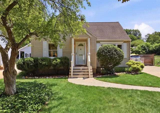 Photo 1 of Sale Pending at 246 Alten Ave, Grand Rapids, MI 49503 | MLS# 70545485 | Listing updated on 2026-08-24