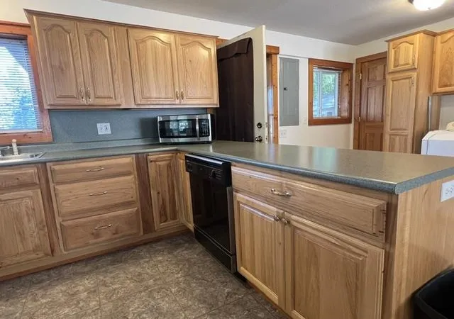 Photo 3 of Single family home for sale at 5230 Pointview Dr, Harrison, MI 48625 | MLS# 50217357 | Listing updated on 2026-10-09
