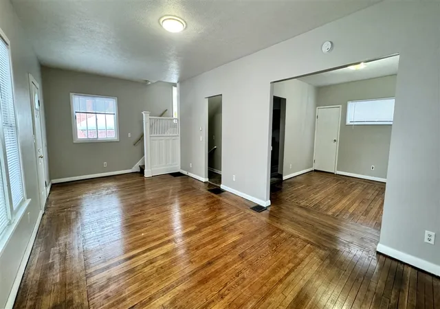 4th image of 843 Prince St, Grand Rapids, MI 49507 | MLS# 70530329
