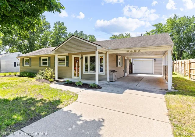 Homes for sale in Waterford, MI | 5191 Lynsue Ln, Waterford, MI 48327 | MLS# 61000817