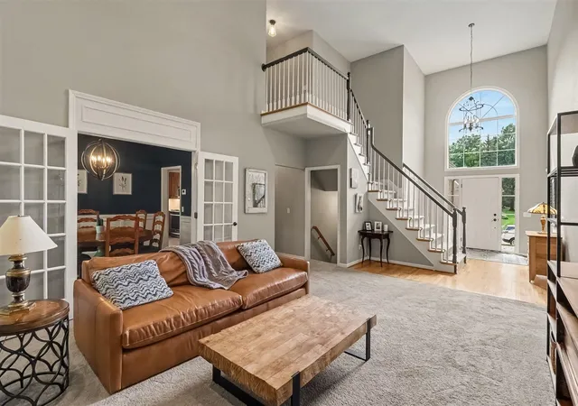 Photo 3 of Sale Pending at 3739 Warwick Dr, Rochester Hills, MI 48309 | MLS# 70554205 | Listing updated on 2026-09-08