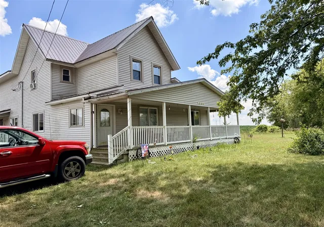 Homes for sale in Carson City, MI | 8565 S Mount Hope Rd, Carson City, MI 48811 | MLS# 70545155