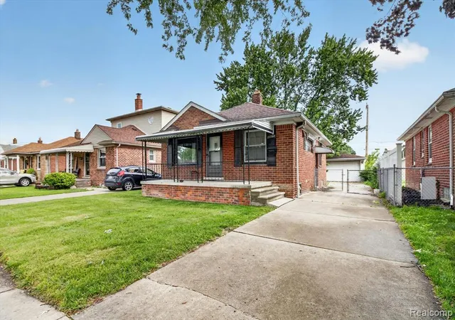 Homes for sale in Southgate, MI | 13072 Orchard St, Southgate, MI 48195 1620 | MLS# 60996566