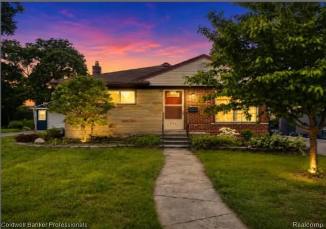 Homes for sale in Plymouth, MI | 574 Auburn St, Plymouth, MI 48170 | MLS# 61008658