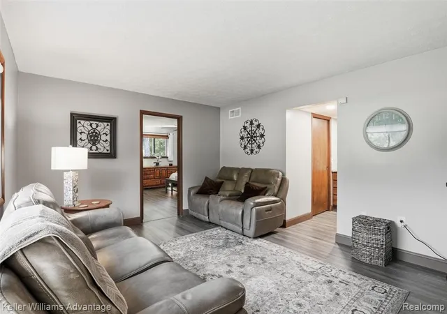 Photo 3 of Sale Pending at 18701 Savage Rd, Belleville, MI 48111 9673 | MLS# 61024974 | Listing updated on 2026-09-13