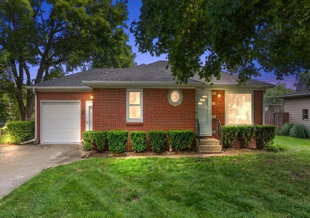 1st image of 459 Dale Ave, Benton Harbor, MI 49022 | MLS# 70545758