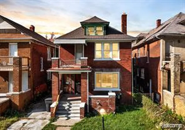 Homes for sale in Detroit, MI | 2910 Tuxedo St, Detroit, MI 48206 | MLS# 60991318