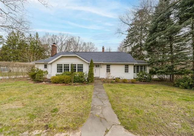 Homes for sale in Saugatuck, MI | 1010 Allegan St, Saugatuck, MI 49453 | MLS# 70524315