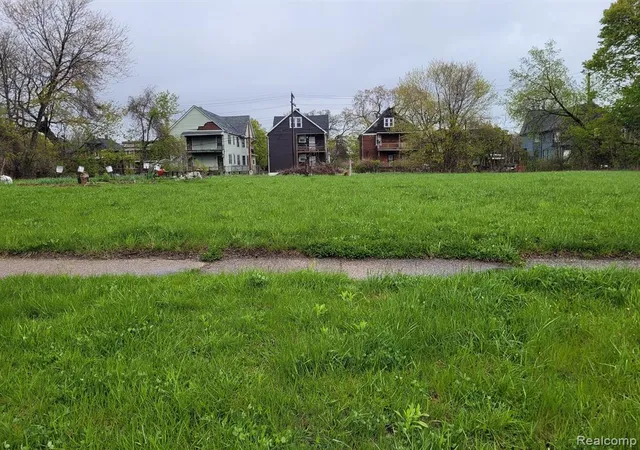 2nd image of 2166 Field St, Detroit, MI 48214 | MLS# 60967874