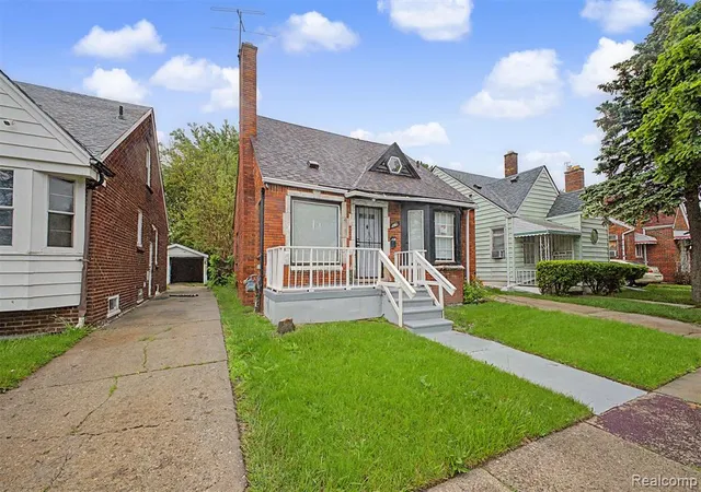 Homes for sale in Detroit, MI | 8849 Whitcomb St, Detroit, MI 48228 | MLS# 60996622