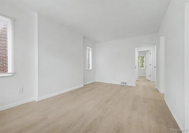 Homes for sale in Detroit, MI | 8849 Whitcomb St, Detroit, MI 48228 | MLS# 60996622