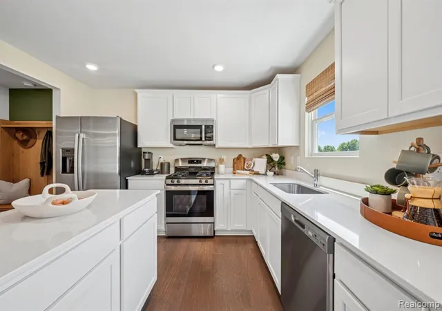 5th image of 4107 Sedgeview Cir, Howell, MI 48843 | MLS# 60999666