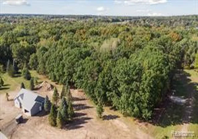 2nd image of 0 Katherina Z Pl, Howell, MI 48855 | MLS# 61009058