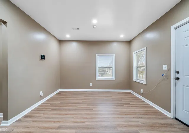 2nd image of 15825 Eastburn St, Detroit, MI 48205 | MLS# 50191109