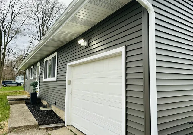 Photo 2 of Sale Pending at 315 Pam Dr, Berrien Springs, MI 49103 | MLS# 70543616 | Listing updated on 2026-08-19