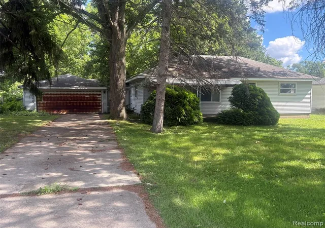 Photo 1 of Single Family Residence at 23301 Harrellson St, Macomb, MI 48042 | MLS# 61004135 | | Sold on 2026-08-12