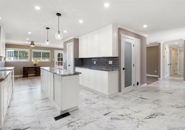 image of 17005 Westland Ave, Southfield, MI 48075 | MLS# 60982716