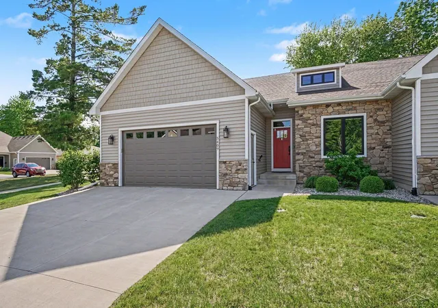 1st image of 5409 Greenridge Dr, Midland, MI 48640 | MLS# 50211104