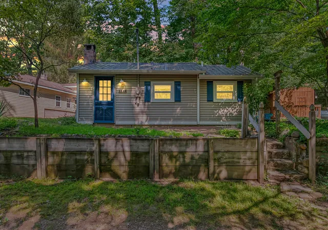 Photo 1 of Single family home for sale at 3558 Majestic Ct, Hillsdale, MI 49242 | MLS# 70554316 | Listing updated on 2026-08-24