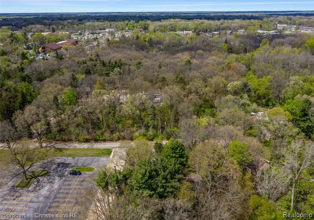 1st image of 1/2 Of Lot 12 Hunters Ln, Rochester, MI 48307 | MLS# 61007813