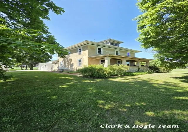 1st image of 14675 W Hanses Rd, Westphalia, MI 48894 | MLS# 70537816