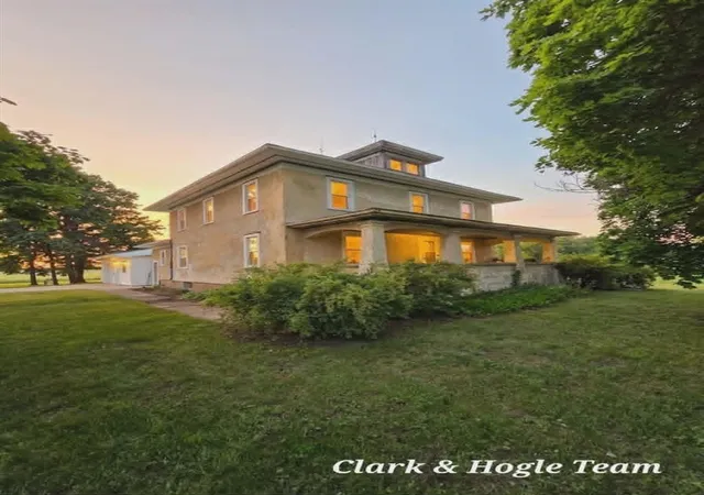 2nd image of 14675 W Hanses Rd, Westphalia, MI 48894 | MLS# 70537816