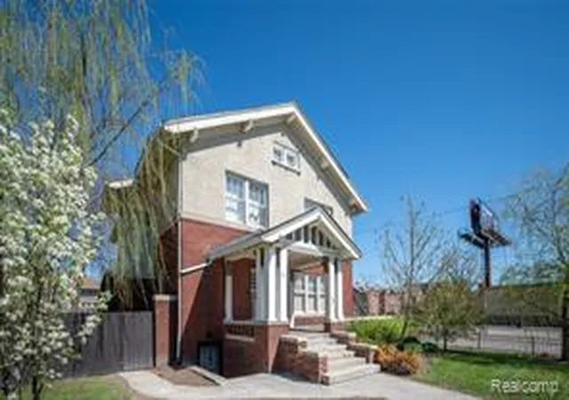 1st image of 22 Edison St, Detroit, MI 48202 | MLS# 60986257
