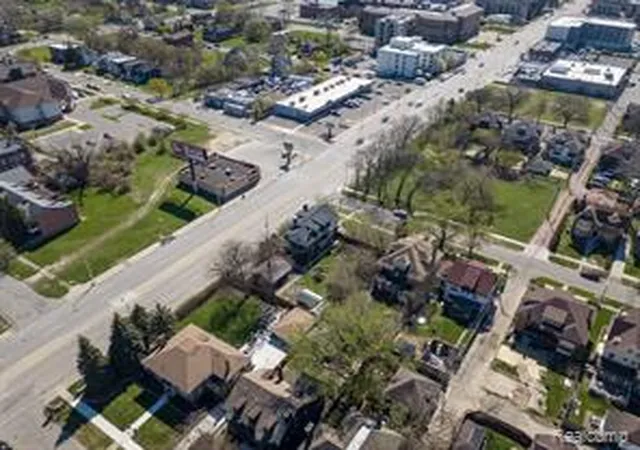 62nd image of 22 Edison St, Detroit, MI 48202 | MLS# 60986257