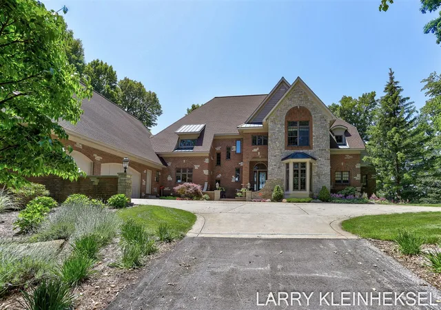 Photo 2 of Mansion for sale at 5645 N Lakeshore Dr, Holland, MI 49424 | MLS# 70544834 | Listing updated on 2026-08-19