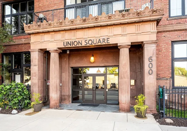 Photo 1 of Condo for sale at 600 Broadway Ave #224, Grand Rapids, MI 49504 | MLS# 70555541 | Listing updated on 2026-09-23