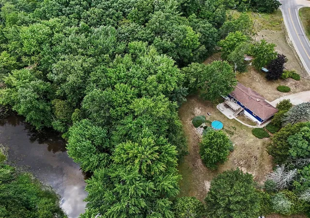 2nd image of 351 E Fruitvale Rd, Montague, MI 49437 | MLS# 70551665