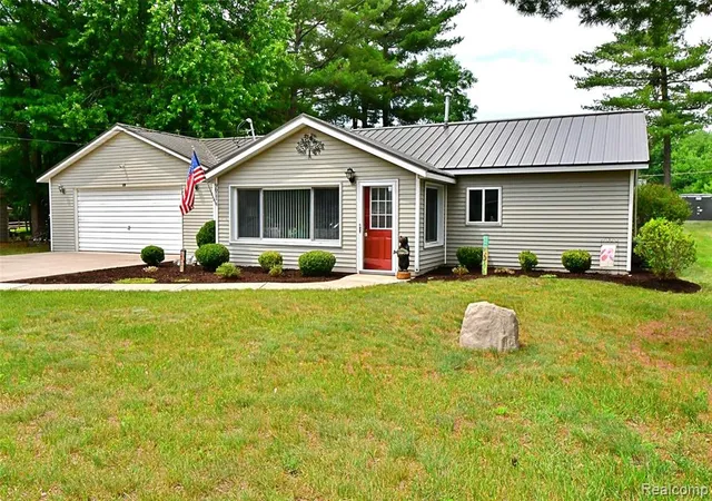 Homes for sale in Saint Helen, MI | 9611 Monroe Rd, Saint Helen, MI 48656 | MLS# 61007003