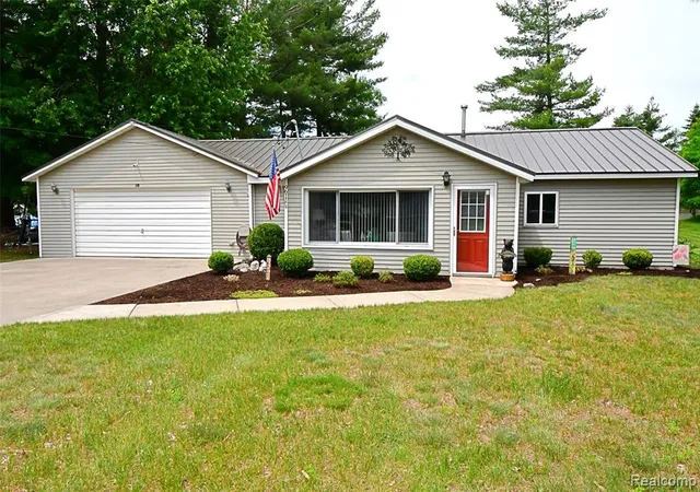 Homes for sale in Saint Helen, MI | 9611 Monroe Rd, Saint Helen, MI 48656 | MLS# 61007003